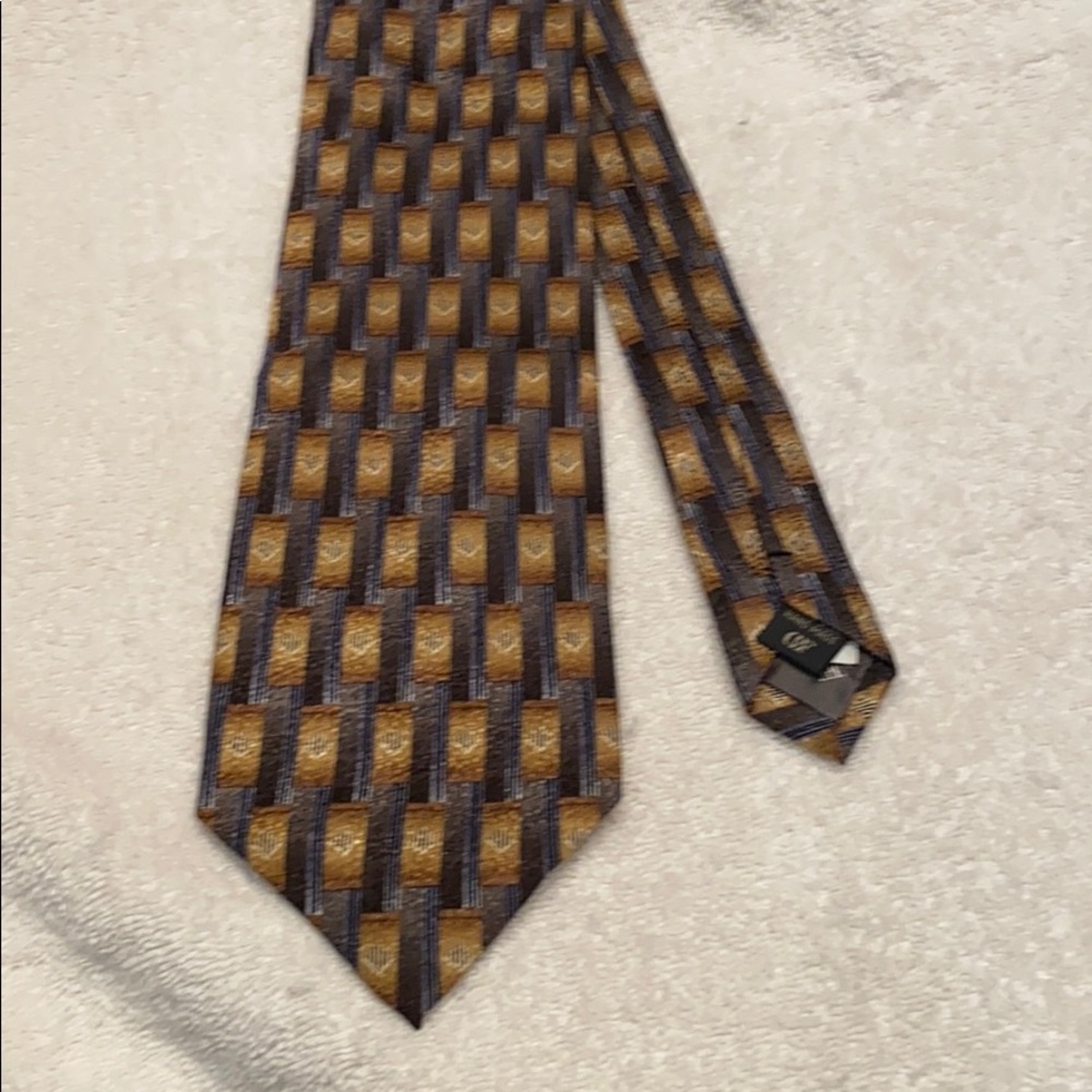 Daniel D. Fasson Geometric Men’s Tie